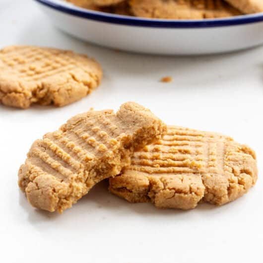 3 ingredient almond flour peanut butter cookies