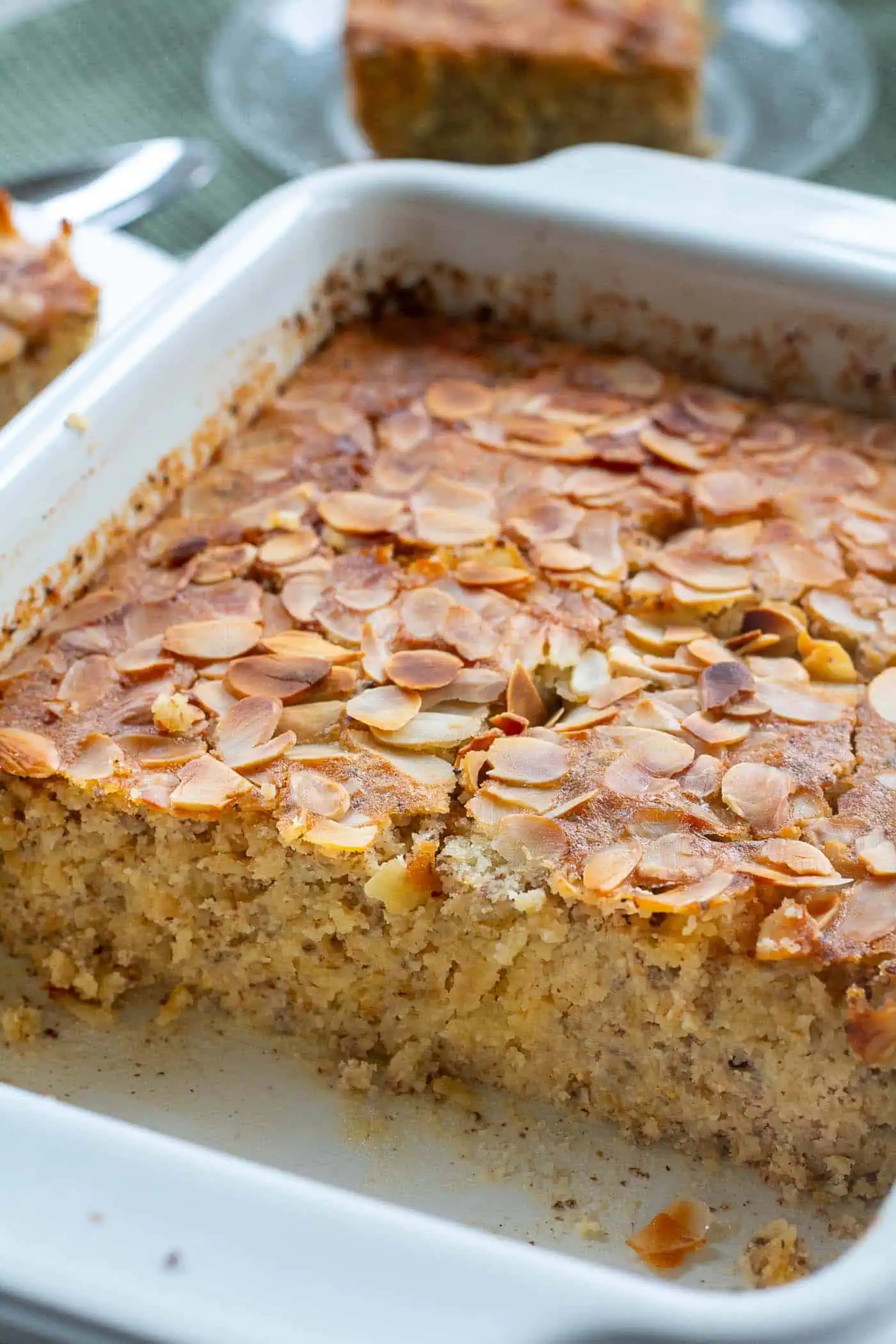 Almond Croissant Baked Oats (Sliceable & Lower Sugar)