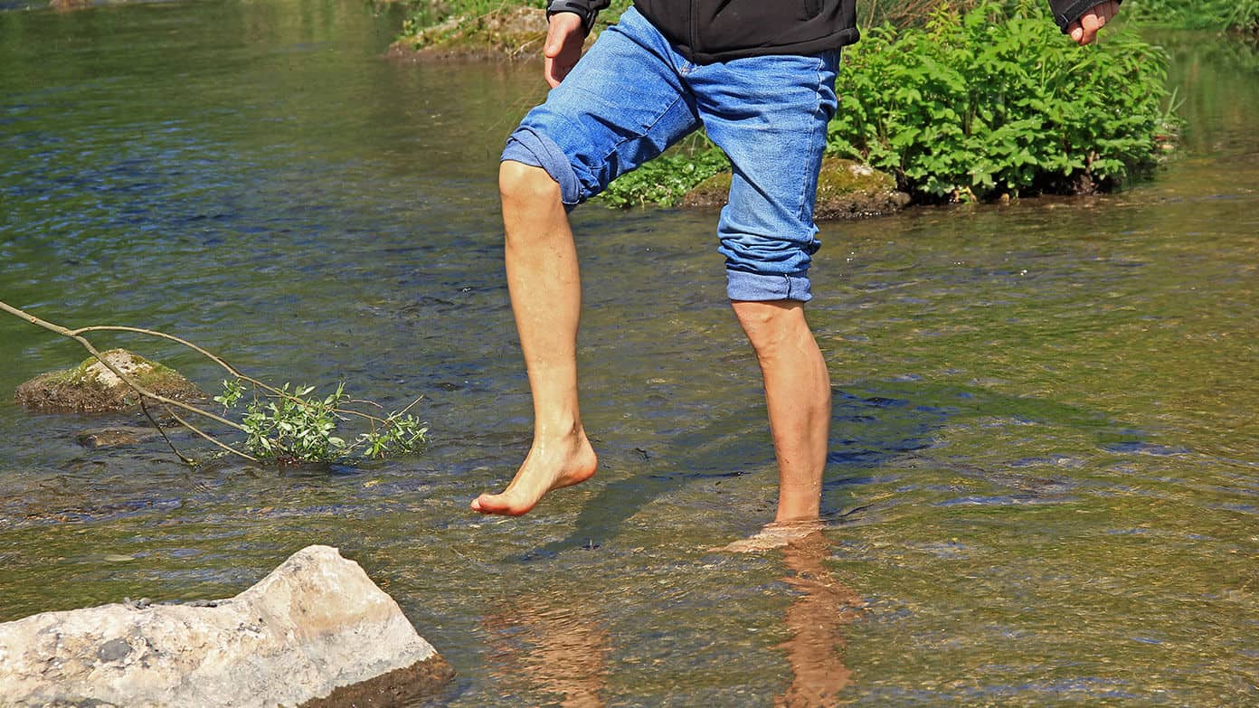 Kneippen Barfuss laufen, Wellness für die Füße
