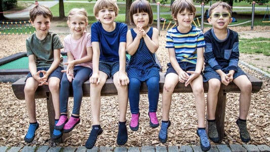 Barfußschuhe für Kinder, Skinners Kids, Barfuß gehen, Kinderfüße
