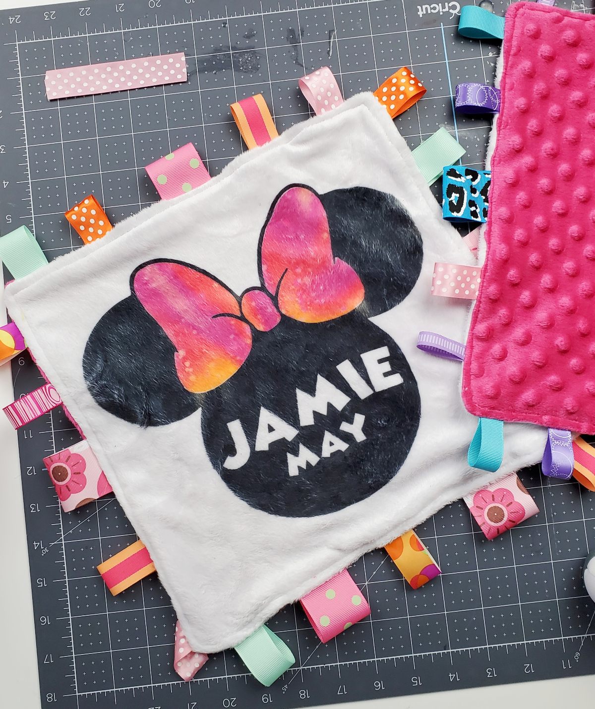 DIY Personalized Baby Tag Blanket