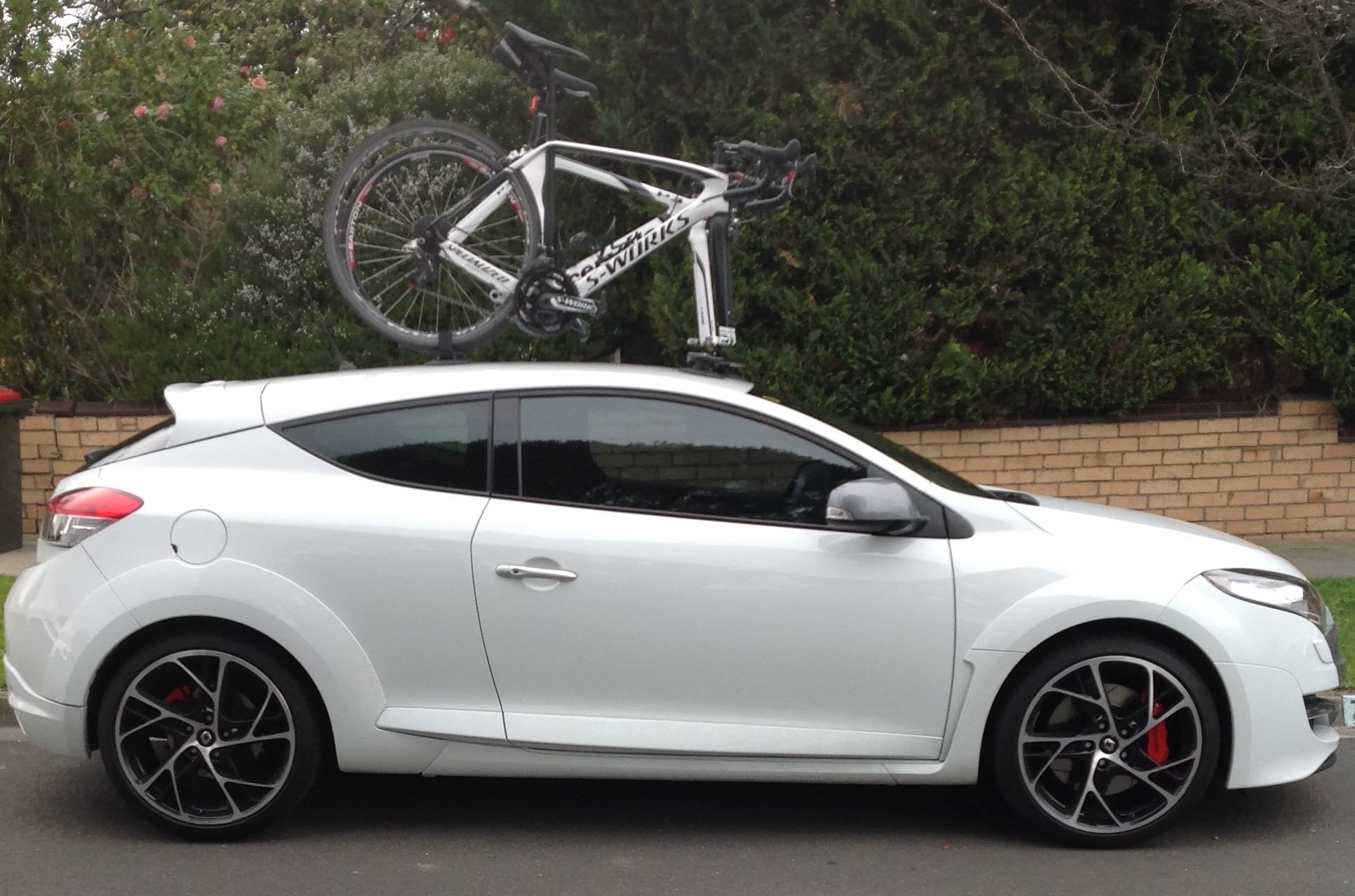 renault megane bike rack