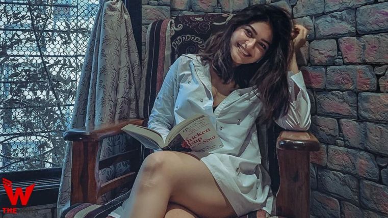 Vaibhavi Shandilya (Actress)