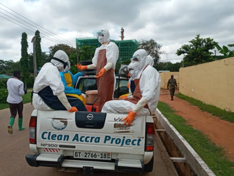 WhatsApp Image 2020 06 11 at 12.47.39 PM 1024x768 - Here’s How People who died of Covid-19 in Ghana are being Buried (+Video) WhatsApp Image 2020 06 11 at 12.47.39 PM 1024x768 - Here’s How People who died of Covid-19 in Ghana are being Buried (+Video)