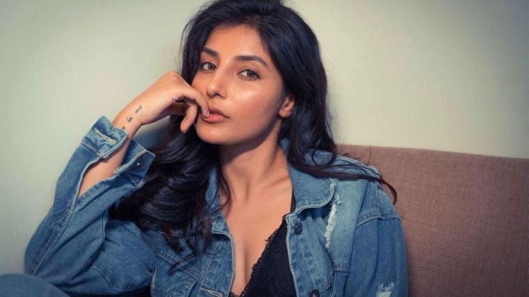 Harshita Gaur (Actress)