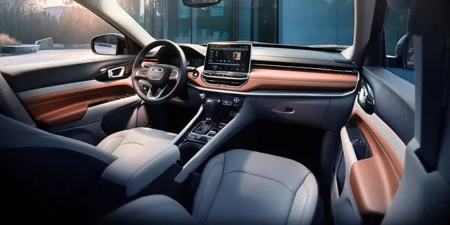 Semi-autonomous 2022 Jeep Compass debuts with new tech and luxury