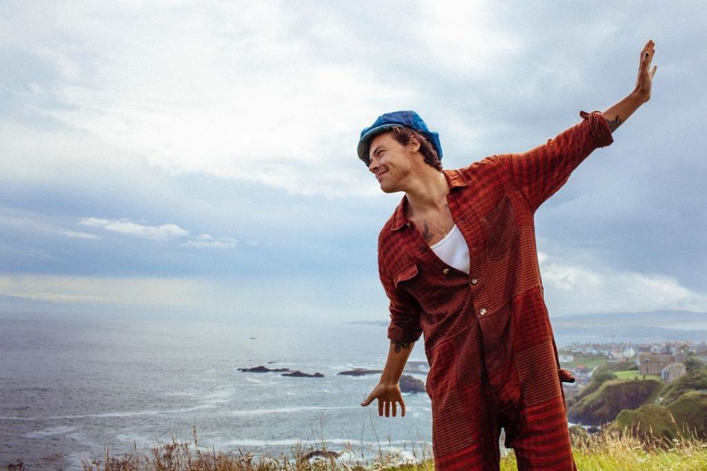 10 times Harry Styles offered the ultimate outfit inspiration - Wear Next.