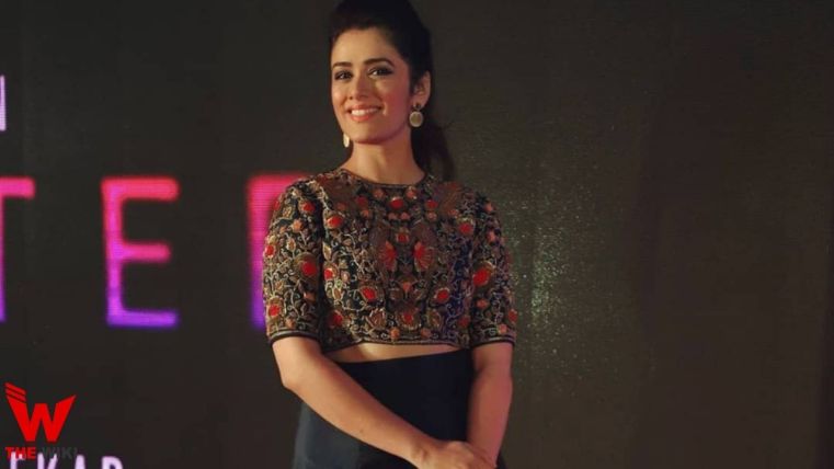 Girija Oak Godbole (Actress) Height, Weight, Age, Affairs, Biography & More 7 Girija Oak Godbole (Actress)