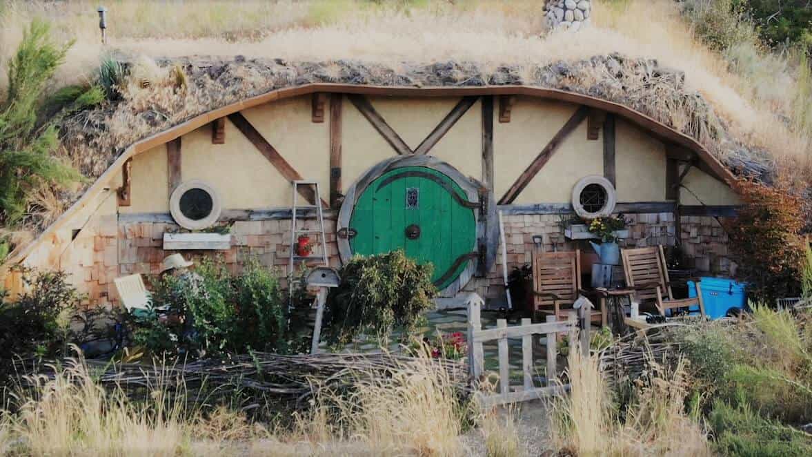 Three Washington State Hobbit Houses And Hobbit Holes To Visit.