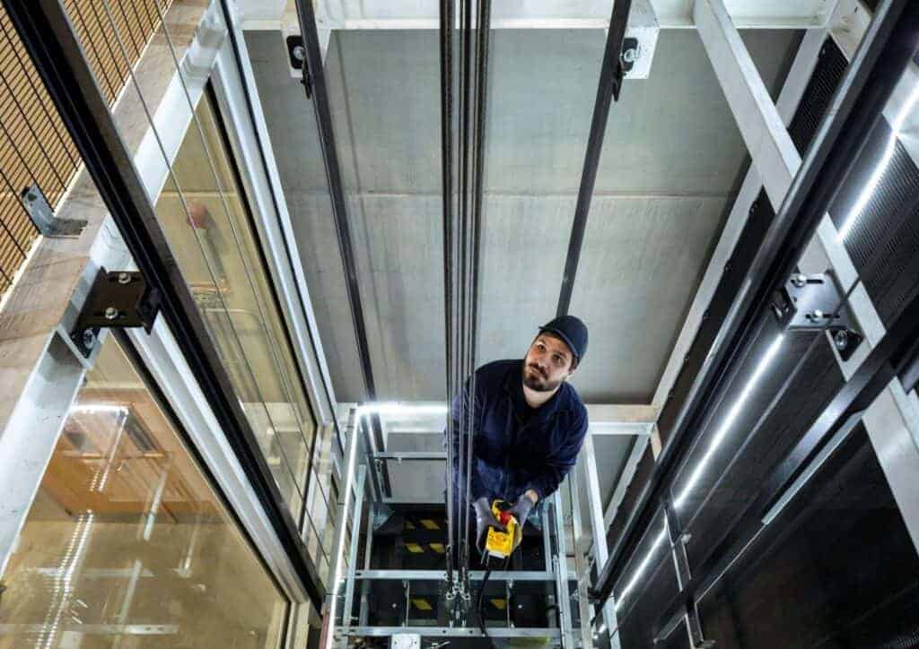 Lifttechnieken in de kijker:mtech+ verbindt sector en onderwijs via ...