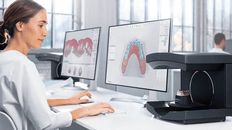 Interactive 3D previews bridge communication between dentists, labs, and patients.