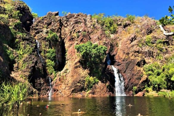 Schöner Wasserfall im Litchfield National Park - Wangi Falls