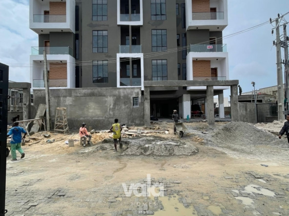2bedroom apartment for sale (ikota2b0)