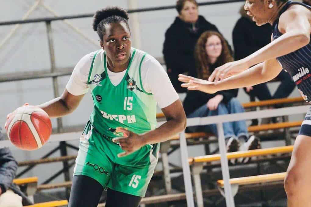 France NF1 - Arame Niang (Pivot Escaudain) : "Je suis et je resterai toujours prête à défendre les couleurs de l'équipe nationale du Sénégal" - wiwsport