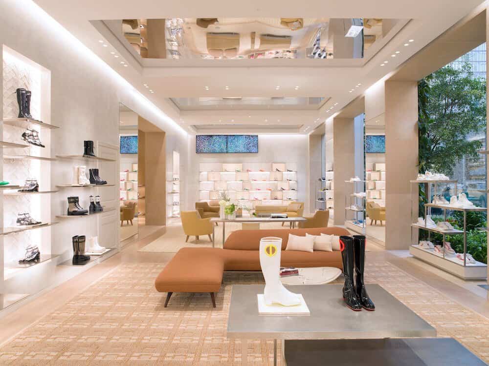 30 montaigne store