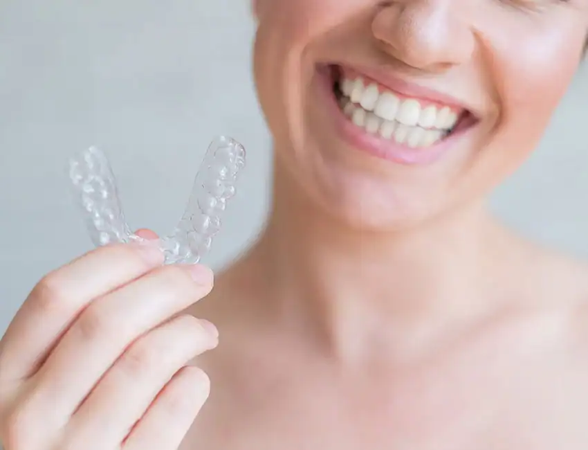 Invisalign retainer in Woodland Hills
