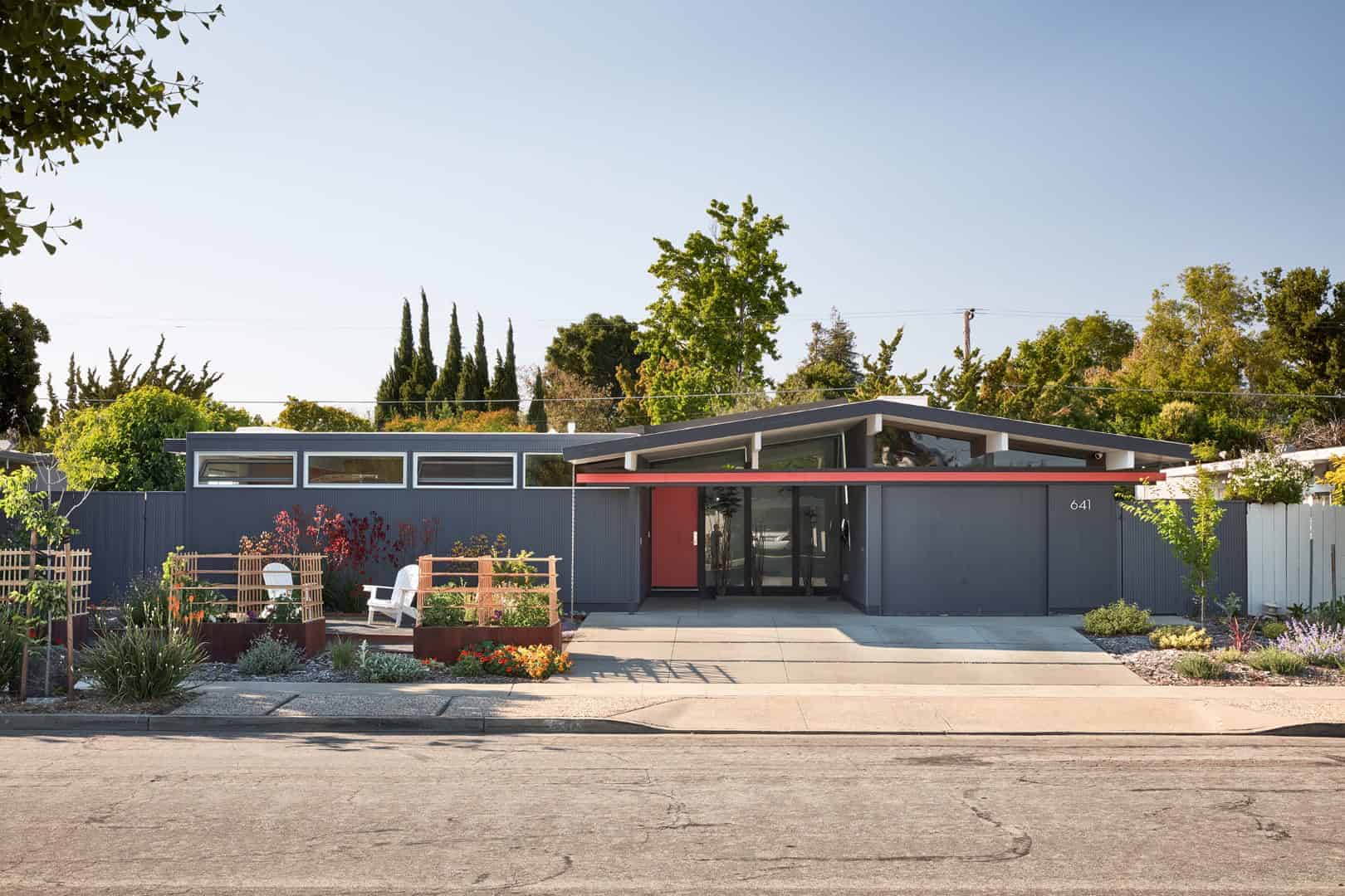 Eichler Great Room by Klopf Architecture: A Modern Mid-Century Renovation in Sunnyvale