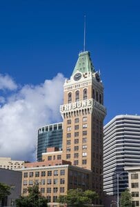 OaklandTribuneTower-creditMcKinney Photography