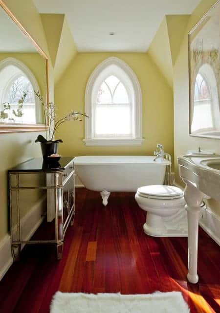 16 Captivating Gothic Bathroom Designs For Dramatic Ambience 13