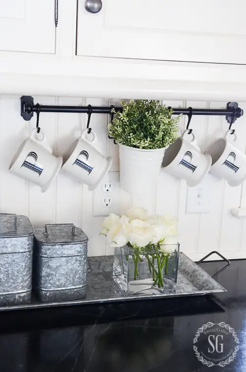 2. FUNCTIONAL AND FABULOUS KITCHEN RACKS