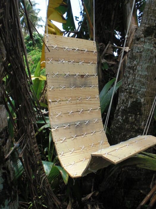 3. Paracord Laced Pallet, Hanging Chair 3. Paracord Laced Pallet, Hanging Chair