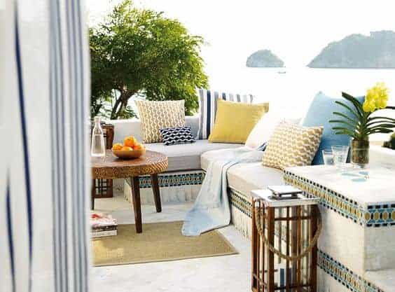 Choose And Combine Cushions For The Garden/Terrace In Proper Way