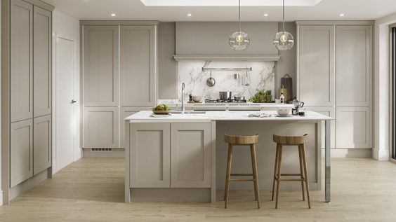 The Timeless Elegance of a Shaker Kitchen
