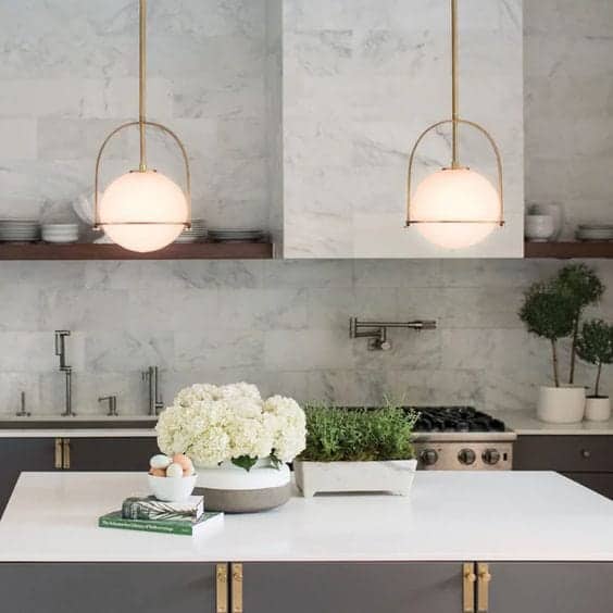 Brighten Up Your Kitchen Décor with Chic Countertop Pendant Fixtures