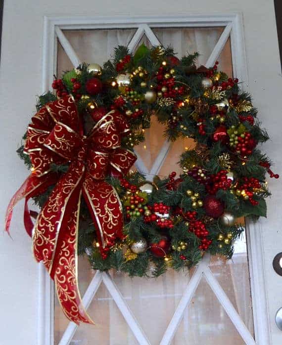 1. Lighted Holiday Wreath 1. Lighted Holiday Wreath