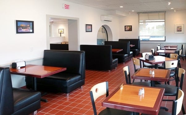 Restaurant Booth Design: A Trend For More Than 200 Years