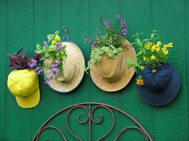 30 Fascinating Low-Budget DIY Garden Pots