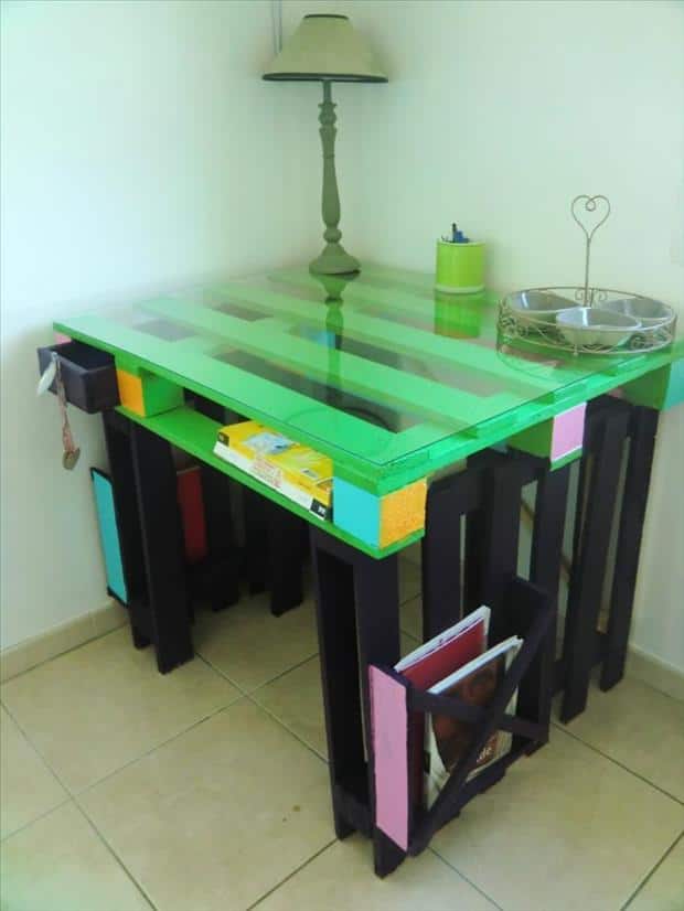 28 Amazing Uses For Old Pallets