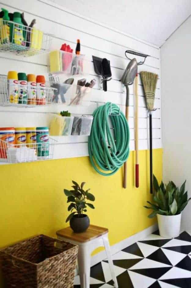1. Slat Wall Organization 1. Slat Wall Organization
