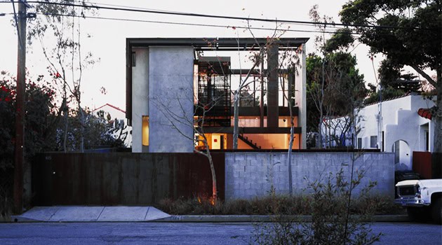 Solar Umbrella House by Brooks + Scarpa Architects in Los Angeles, California