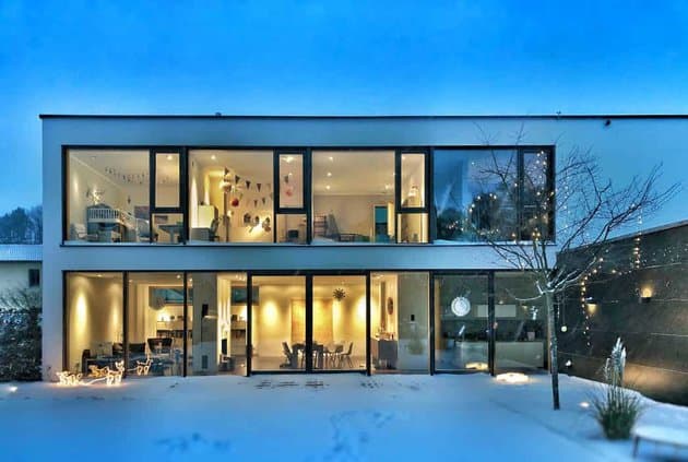 How Robot-Based Technologies Are Changing Our Home Life Today