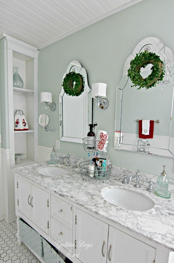 Christmas Bathroom Decor Tips and Ideas