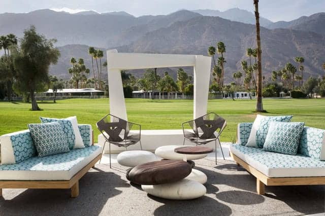 15 Stunning Mid-Century Modern Patio Designs To Make Your Backyard Shine