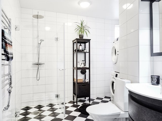 15 Divine White Bathroom Designs That Will Attract Your Attention