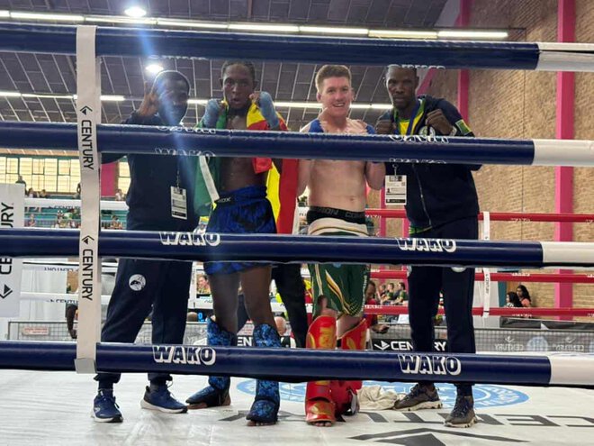 Championnats d'Afrique de Kickboxing - Les 8 kickboxeurs sénégalais ont chacun remporté une médaille : une moisson historique à Johannesburg ! - wiwsport