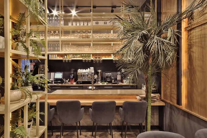 Lao Bao – Beatufiul Design of a Pan-Asian Cafe by ALLARTSDESIGN in Russia
