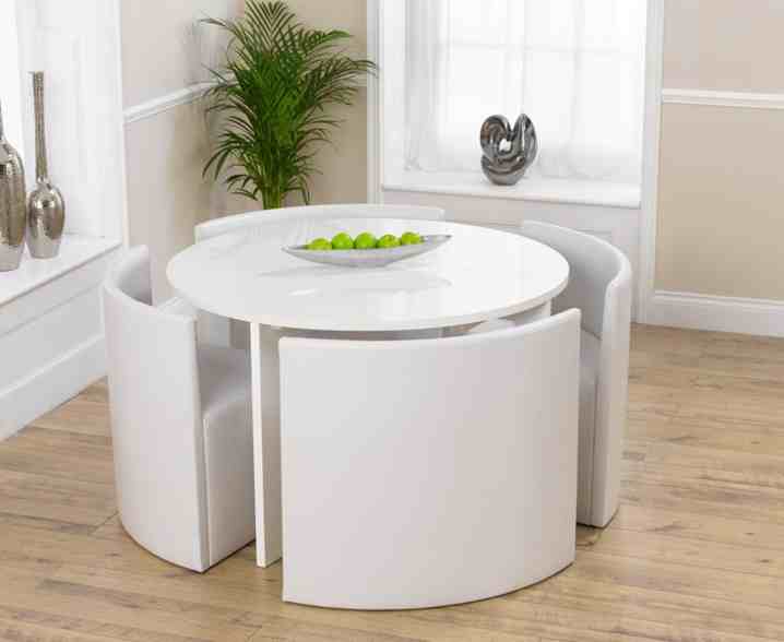 15 White Round Table Design Ideas For Extravagant Look Of Your DIning Room 15