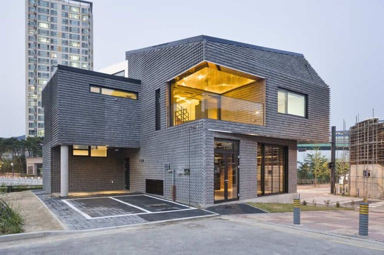 Basalt Brick House in Pangyo by JOHO Architecture: A Contemporary Gem in South Korea
