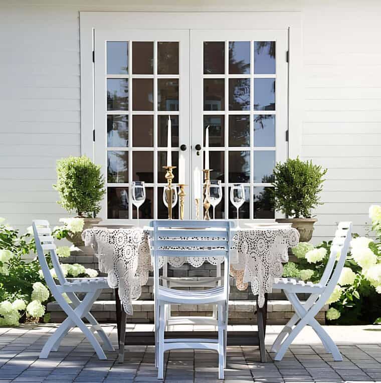 15 Captivating Ideas For Decorating Your Outdoors In Shabby Chic Style