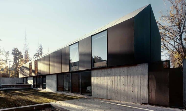 House I by Thiermann Cruz Arquitectos in Santiago, Chile