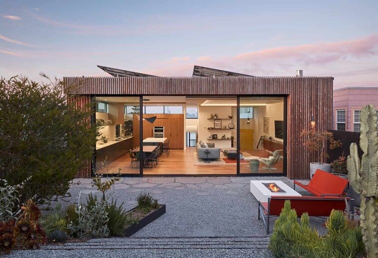 Modern Inversion by Klopf Architecture: A Light-Filled Reverse Plan Retreat in San Francisco