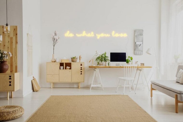 How Neon Signs Help in Home Decoration?