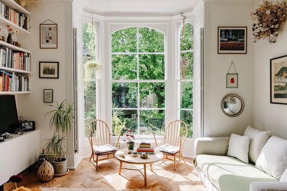 Inside a Stunning Light-Filled Apartment