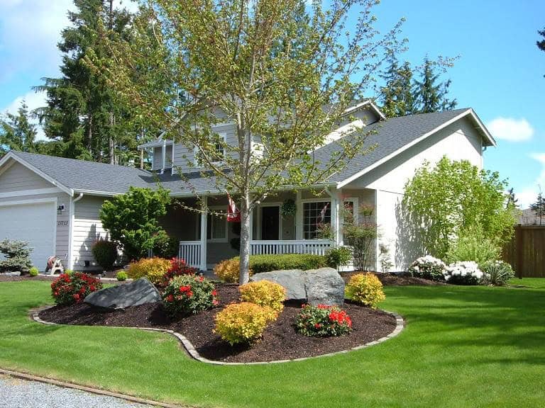 17 Outstanding Small Garden Designs That Will Delight You 17 Outstanding Small Garden Designs That Will Delight You