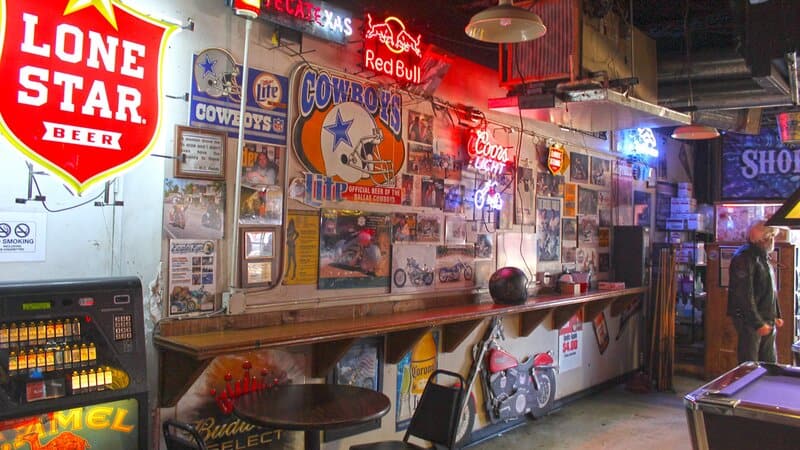 Bar photo 3
