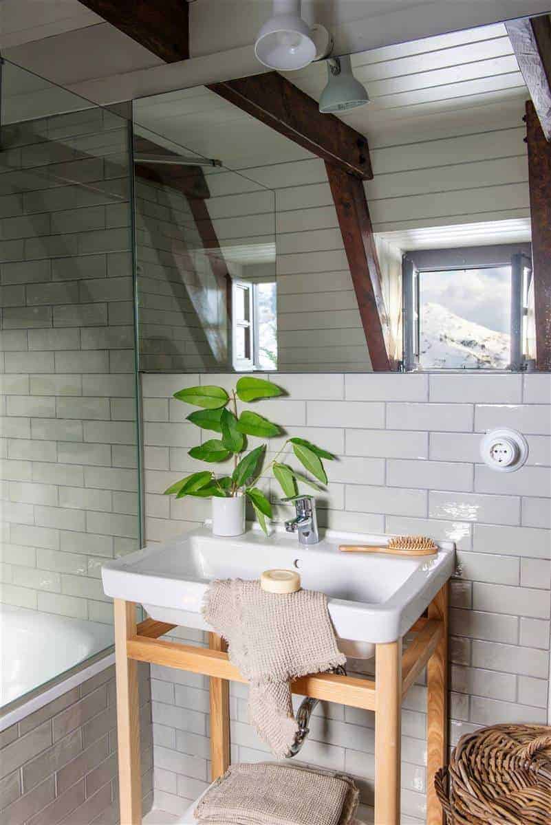 Decorative Ideas On Bathroom Sconces Decorative Ideas On Bathroom Sconces